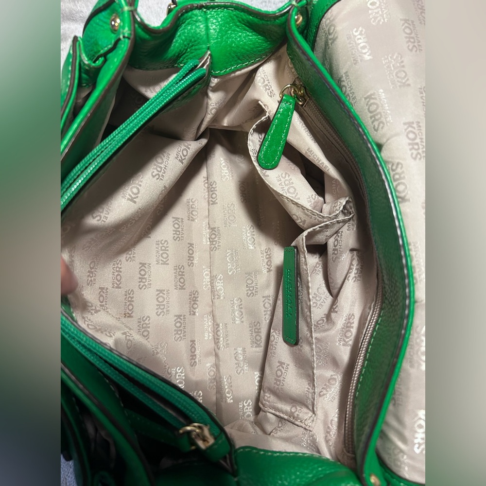 Michael Kors Margo Front Flap Kelly Green Satchel - Picture 14 of 16